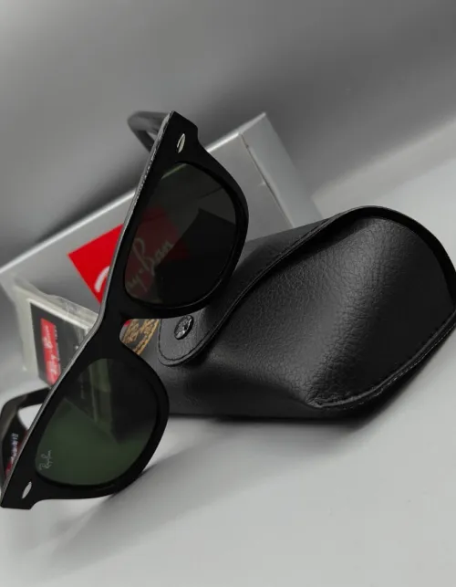 Ray-Ban wayfarer 