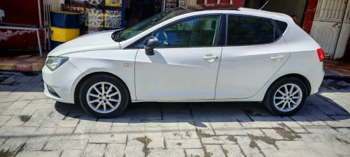 Seat Ibiza 2013 Fully +Toit ouvrant