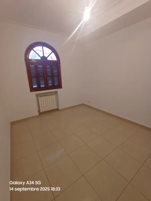 Location Appartement Niveau de villa F6 Alger Birkhadem