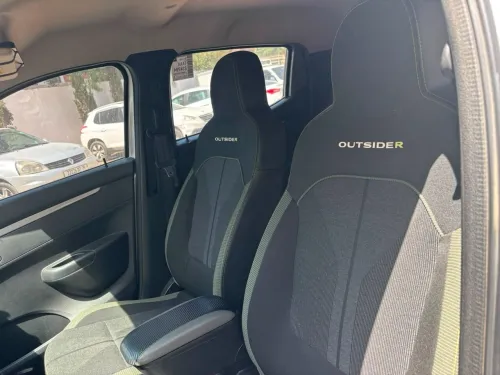 Renault Kwid 2023 Outsider