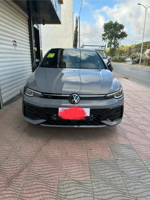 Volkswagen Golf 8 2025 R