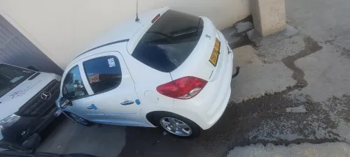 Peugeot 207 2011 207