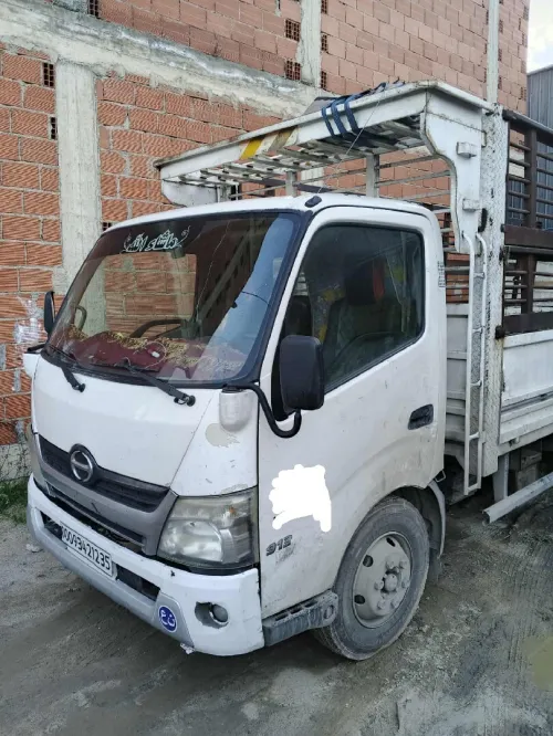Hino 300 Hino 913 platou 2012