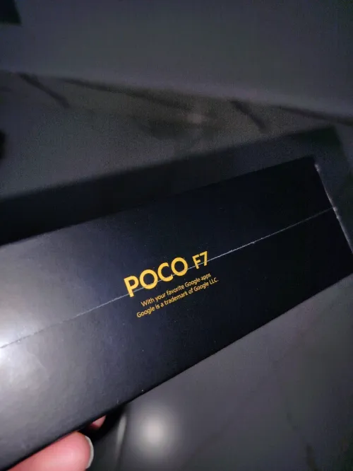 Poco F7