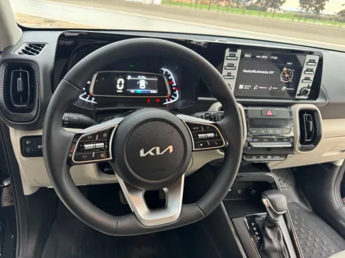 Kia Sonet  2025 Dubai