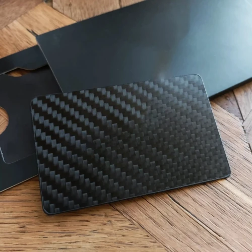 Puce et Carte NFC