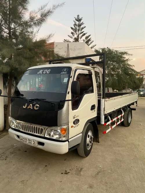 JAC 1040k 2012