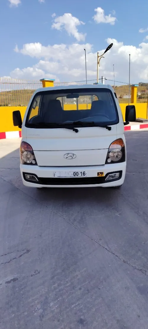 HUNDAI H100 2015