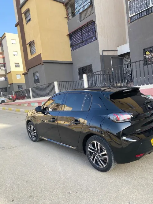Peugeot 208 2022 Allure