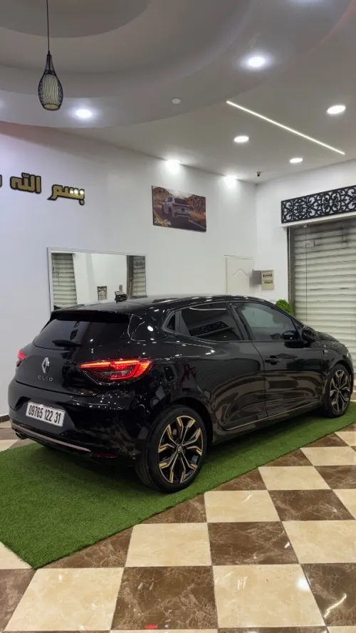 Renault Clio 5 2022 Lutecia
