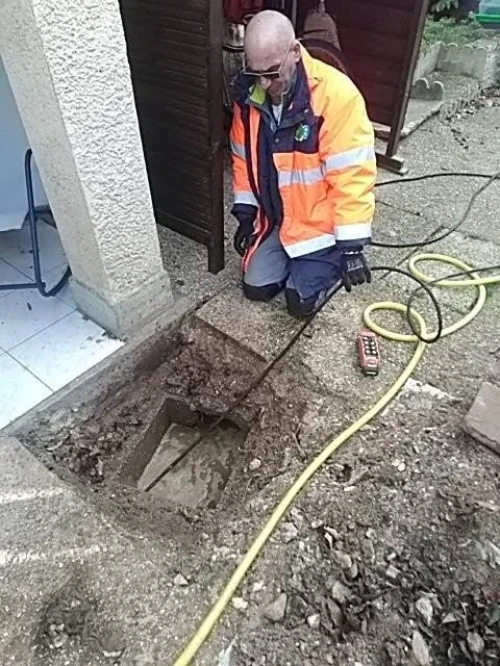 Débouchage conduite vidange fosse nettoyage 