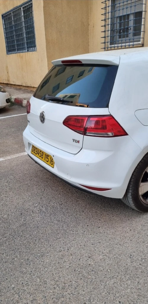 Volkswagen Golf 7 2015 Trendline +