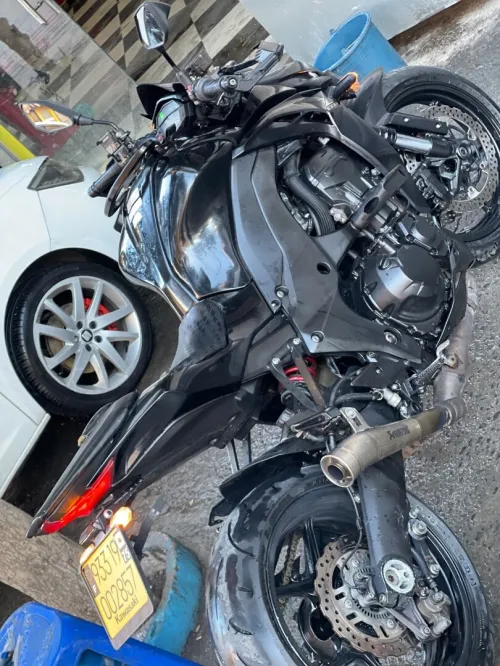z1000 Robo 