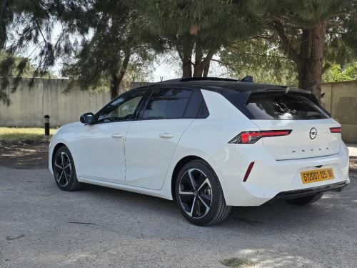 Opel Astra 2025 GSLINE