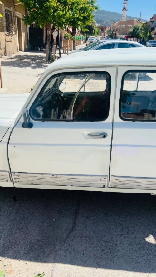 Renault 4 1984 4