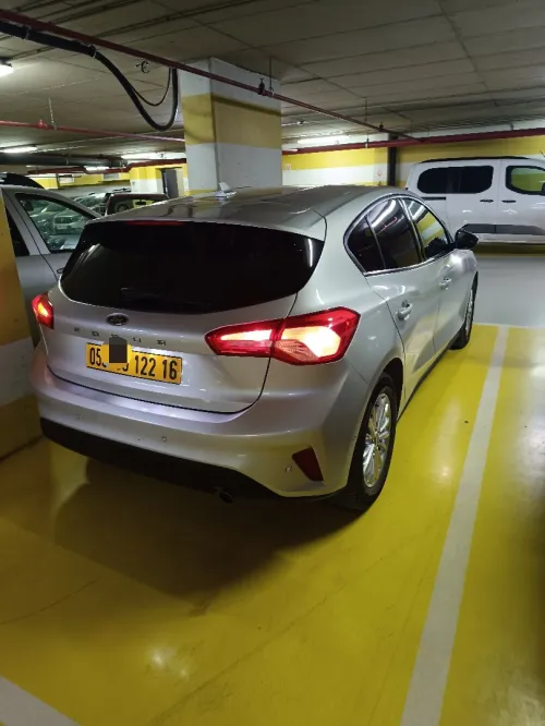 Ford Focus 5 portes 2022 Titanium
