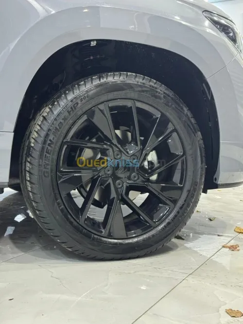 Jetta  VS5 2025 vs5