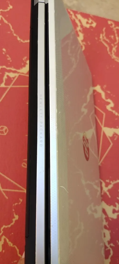 HP i5 3 génération ram 8g/256 SSD 