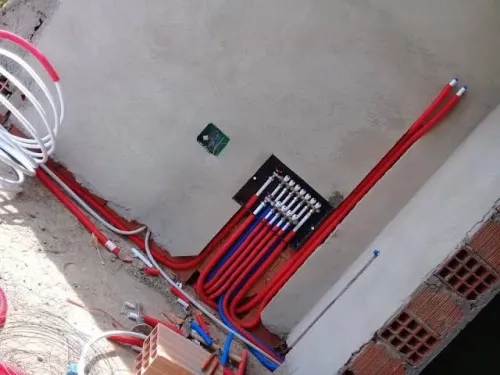 Plombier ( 18 ans experience ) eau gas sanitair la choudière chauffage central