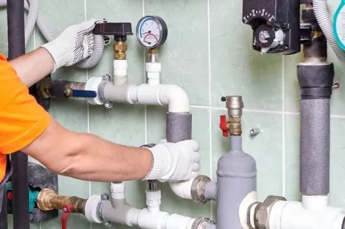 Plombier ( 18 ans experience ) eau gas sanitair la choudière chauffage central