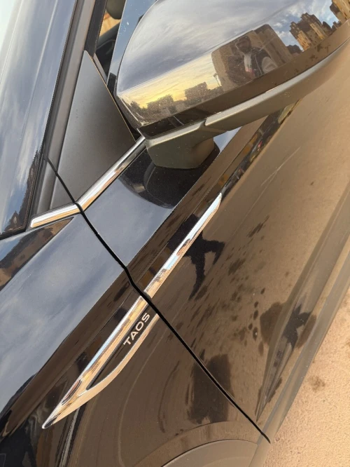 Volkswagen Taos 2022 SE Black 