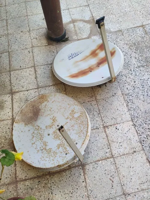 3 assiette paraboles a vendre
