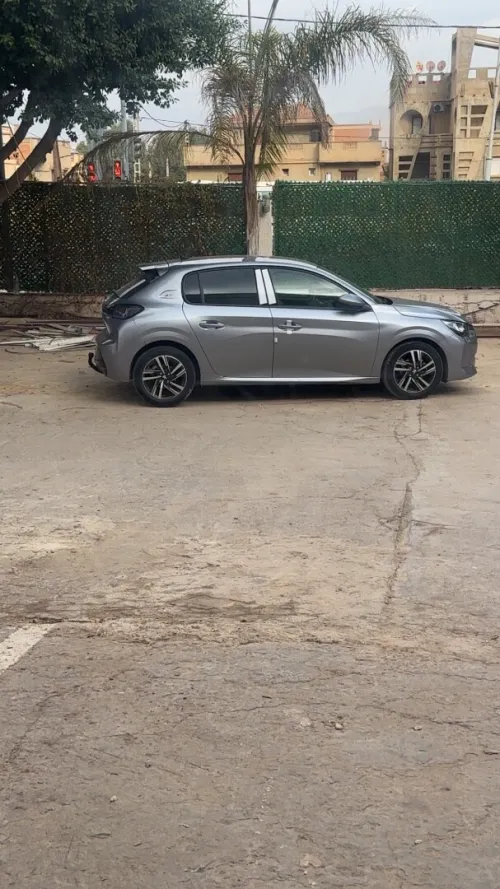 Peugeot 208 2022 Allure Facelift