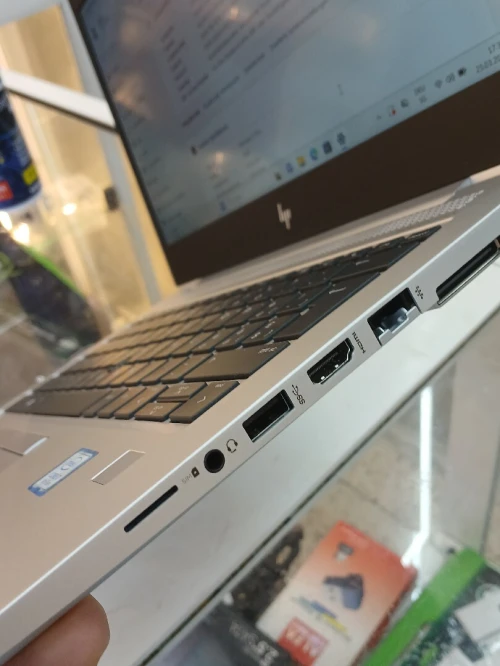HP Elitebook 830 G5