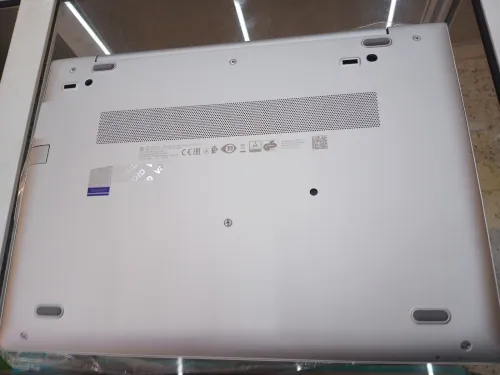 HP elitebook 830 G5 i7 8th 16go 512go