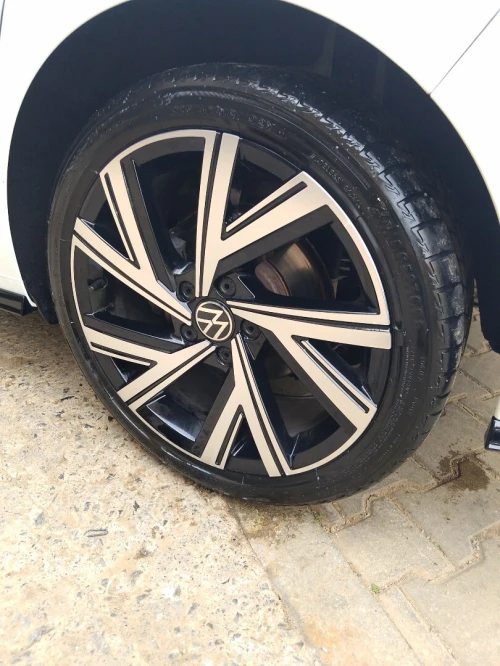 Volkswagen Golf 8 2021 R-Line