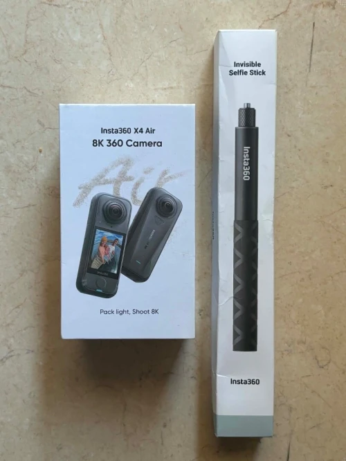 Camere insta 360 x4 air avec baton