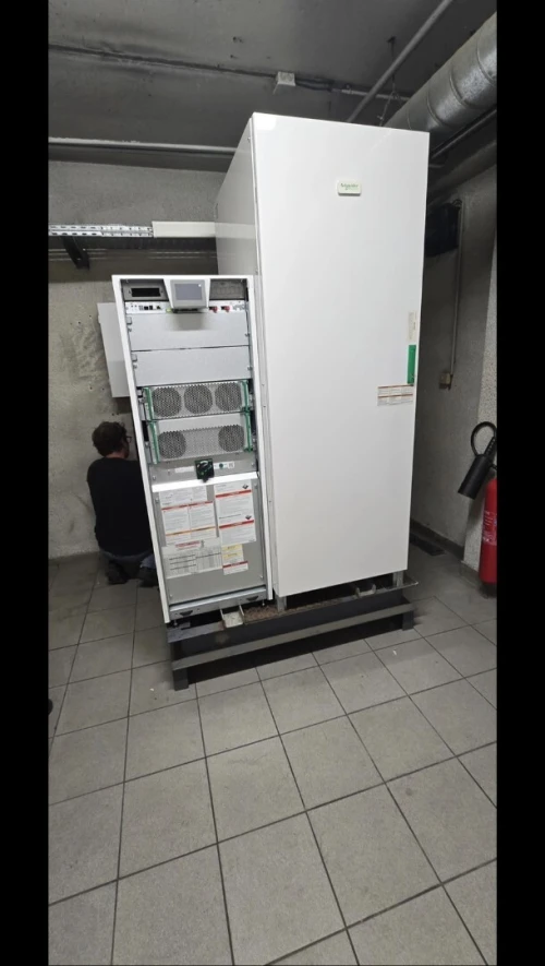  Onduleur 3:3 400 V 10KVA - 20KVA 30KVA-40 kVA-60KVA 