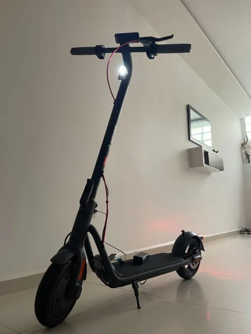 Trottinette  Navee v40