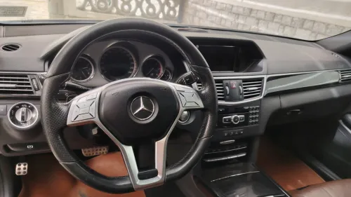 Mercedes Classe E 2013 AVANTGARDE Pack AMG