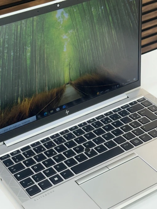 HP ELITEBOOK 840 G8 i5-1145G7 16GB 256 SSD ECRAN 14"FHD
