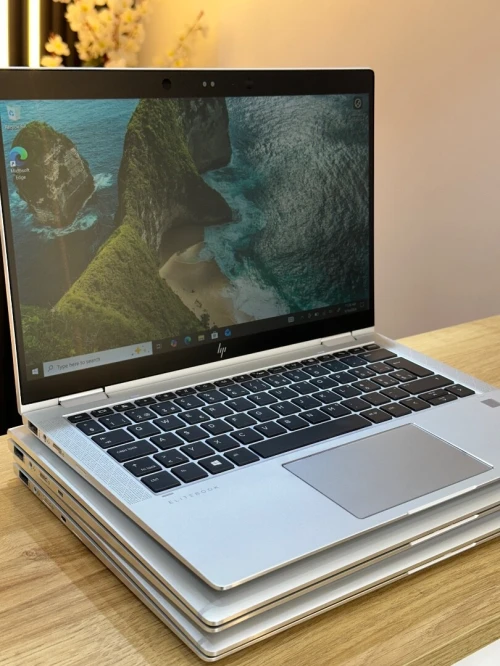 HP ELITEBOOK 1040 G6 i5-8365U 16GB 256 SSD TACTILE 360 ECRAN 14 FHD DISPONIBLE POUR LES ENTREPRISES