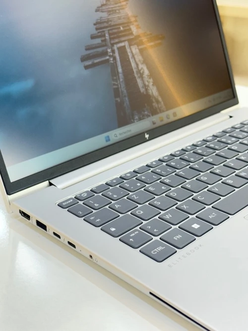 HP ELITEBOOK 840 G11 ULTRA 5 135U 16GB 512GB SSD ECRAN 14"FHD
