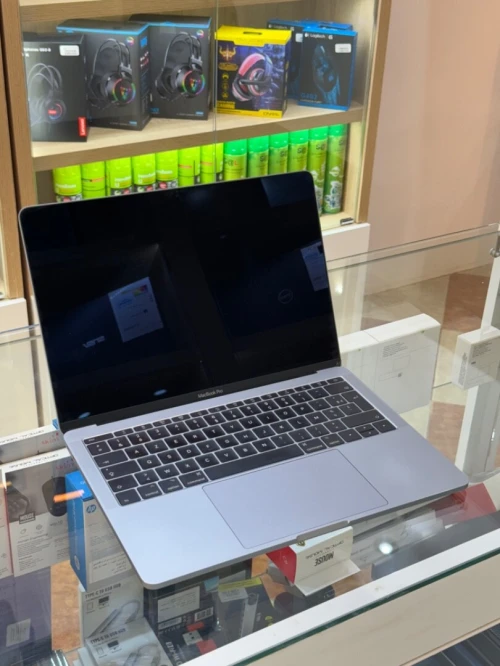 MACBOOK PRO 2016 i5 8GB 256 GB SSD ÉCRAN 13"2K