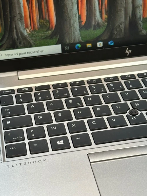 HP ELITEBOOK 840 G8 I5-1135G7_16gb RAM_256gb SSD_ECRAN 14''FHD