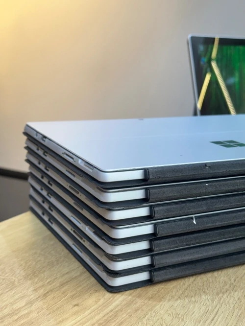SURFACE PRO 6 i5-8350U 8GB 256 TACTILE DETACHABLE ECRAN 12"2k