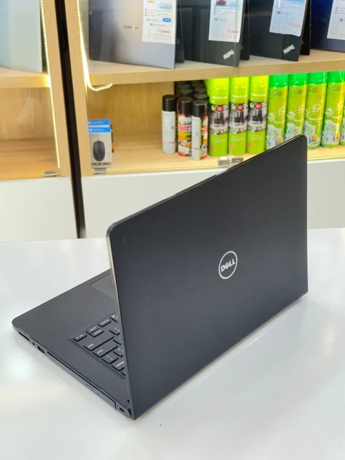 DELL VOSTRO 14 i5-7200U 8GB 256 SSD ECRAN 14"FHD