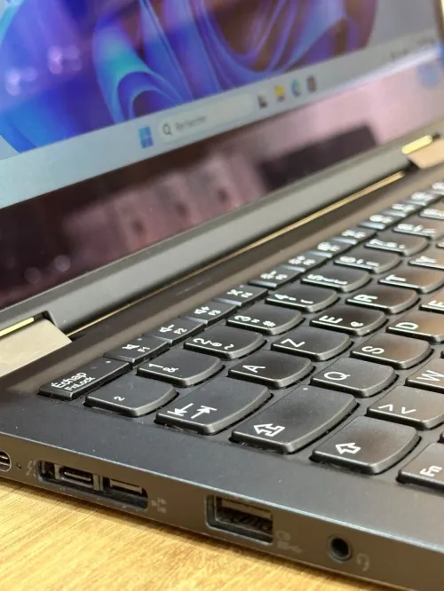 LENOVO THINKPAD x390 i5-8365U 8GB 256 SSD ECRAN 13"FHD TACTILE 360 
