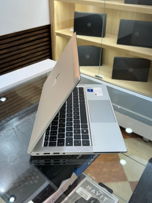 HP ELITBOOK 830 G8 I7_1185G7 32GB 512 SSD 