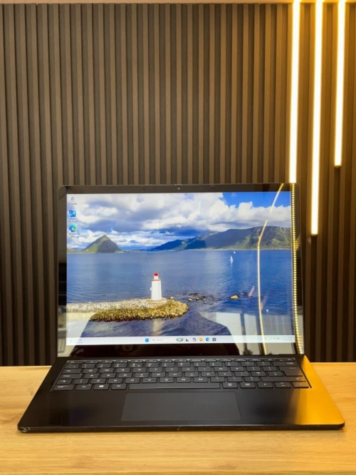 SURFACE LAPTOP 5 i7-1265U 16GB 256 SSD TACTILE ECRAN 13"2K