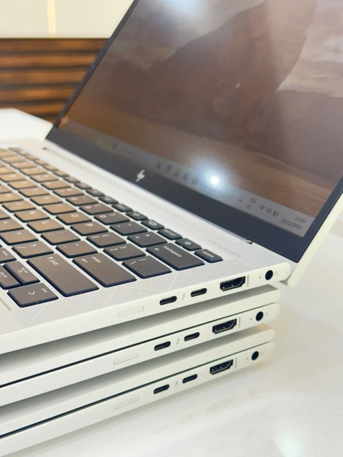 HP ELITEBOOK 830 G8 i7-1185G7 16GB  1TB SSD TACTILE ECRAN 13"FHD