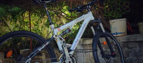MTB VELO (ROCKY MOUNTAIN ELEMENT)