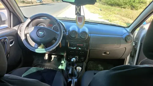 Dacia Duster 2011 Laureate