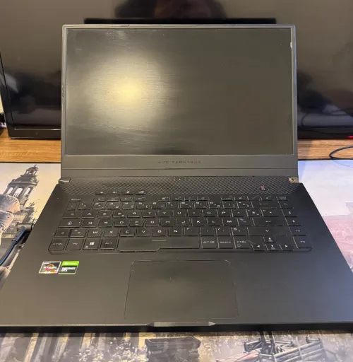 ASUS ROG Zephyrus G Ryzen 7 GTX 1660 Ti 16 Go RAM SSD 512 Go batterie HS