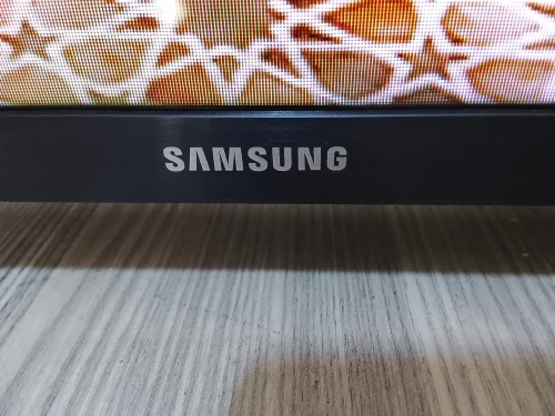 TV Samsung Smart Tizen UA43T5300