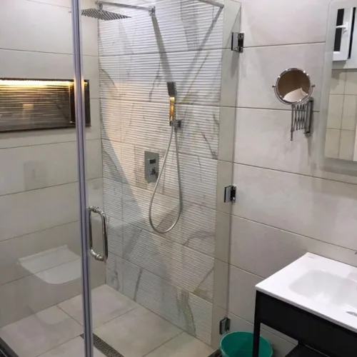 Réparation montage séparation verre trompé cabine de douche vitrine antiball balcon